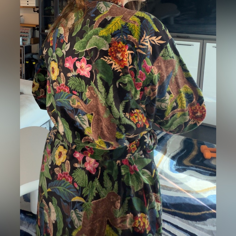 Velvet Robe fully lined - Picture 7 of 8